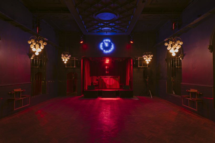 wiercinski studio mixes antiques with neon lighting to design vanity nightclub in poland designboom
